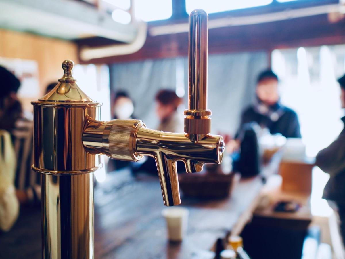 Bakushuku Den Guest House Brew Matsuyama  Exterior foto